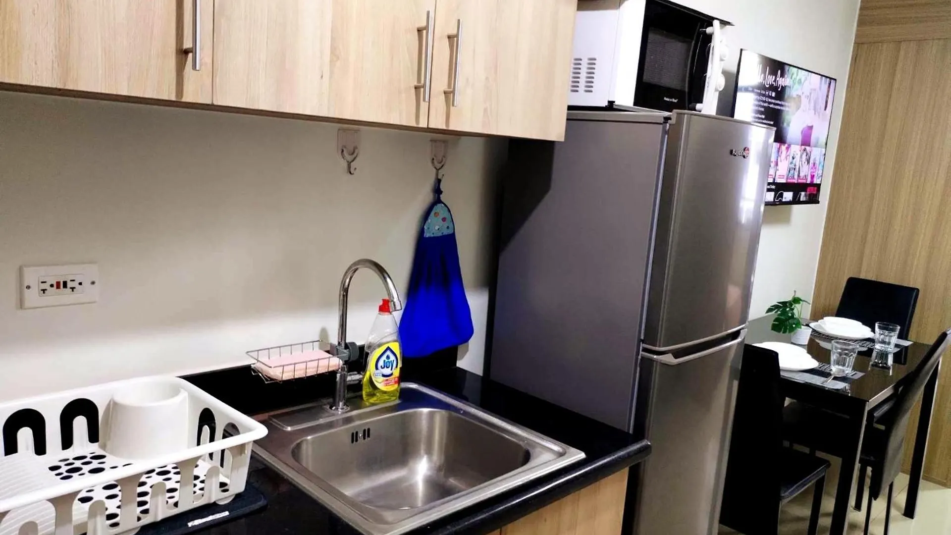 Aparthotel Comfy And Affordable Condo Near Sm Mall Of Asia And Airport With Wifi 068 Manila