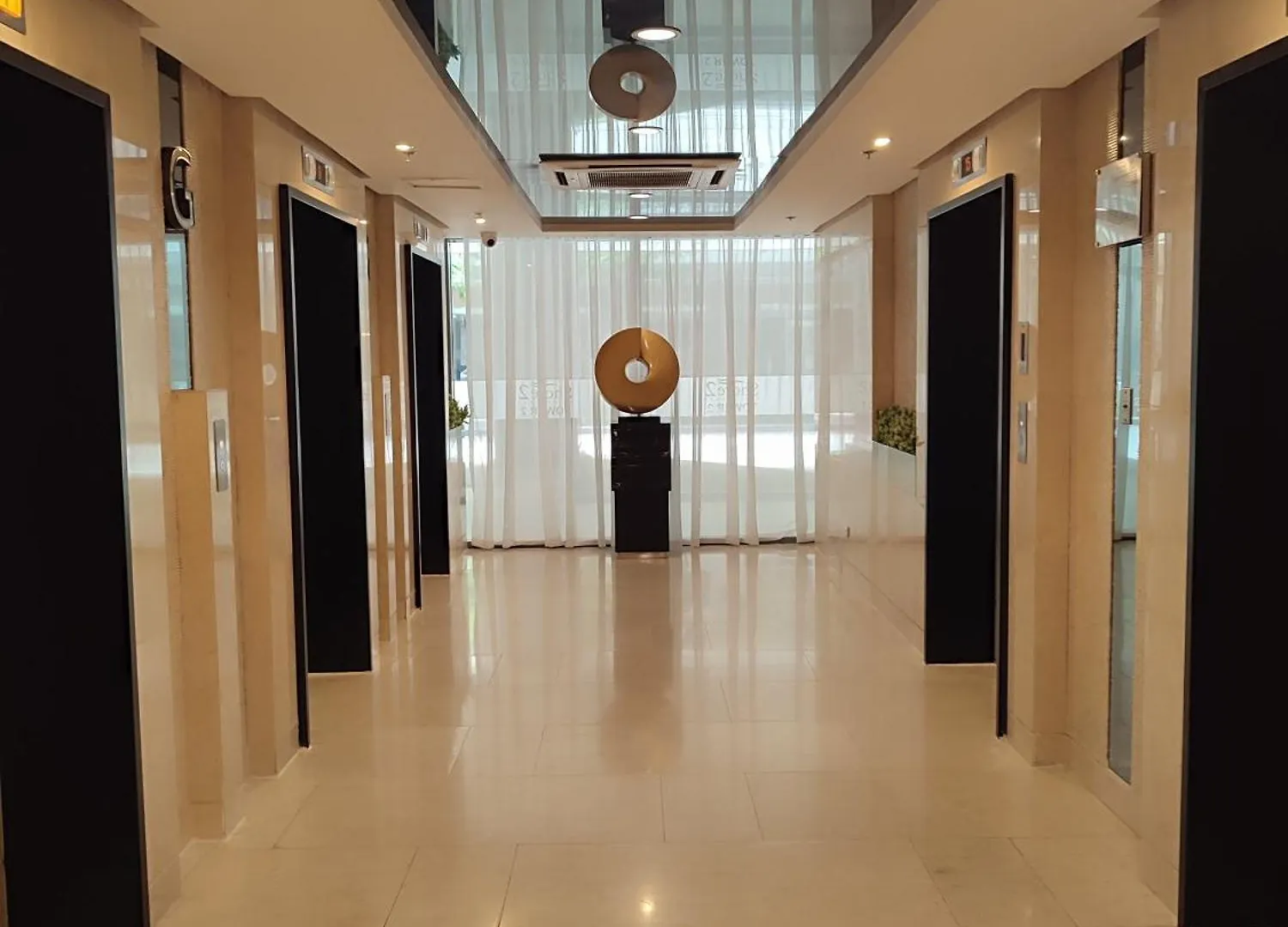 Comfy And Affordable Condo Near Sm Mall Of Asia And Airport With Wifi 068 Manila Aparthotel